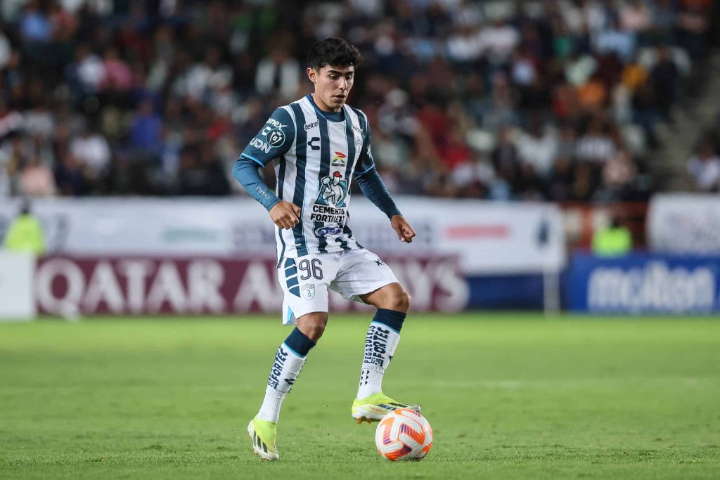 Elias Montiel Llega a un Acuerdo Verbal con el Sevilla FC de Cara a su Fichaje en Verano