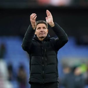 OLIVER GLASNER KEHRT IN DIE BUNDESLIGA ZURÜCK UND ERSETZT RALPH HASENHÜTTL BEI VFL WOLFSBURG