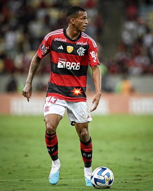 Wesley França pronto a vestire rossonero: accordo verbale con il Milan, Allegri lo vuole per guidare la difesa