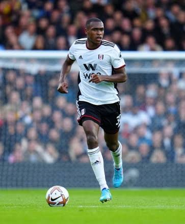 Issa Diop en route vers la Ligue 1 : accord verbal trouvé avec l’OGC Nice