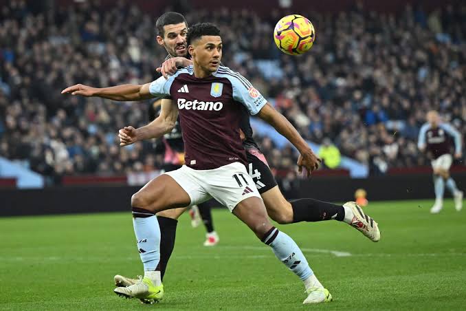 La star d’Aston Villa trouve un accord après le retrait de Man United. Ollie Watkins en route vers la Ligue 1 ! 🇫🇷🔥