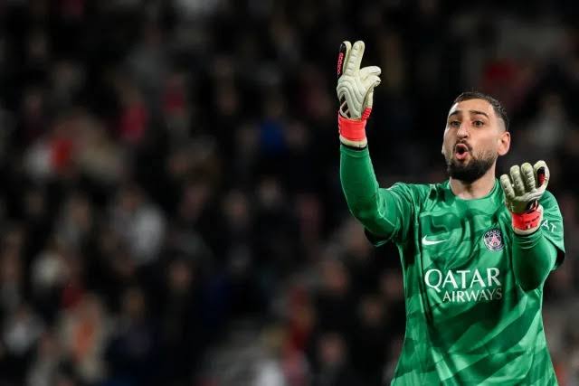 Thiago Scuro tient parole : Donnarumma choisit Monaco plutôt que Manchester United dans un PSG en plein bouleversement