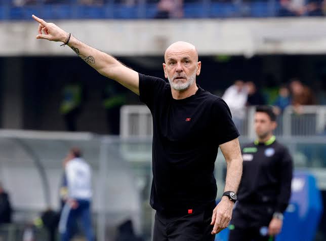 Stefano Pioli promette di riportare la Fiorentina ai vertici della Serie A e d’Europa