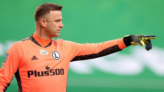 images - 2025-11-29T141004.077