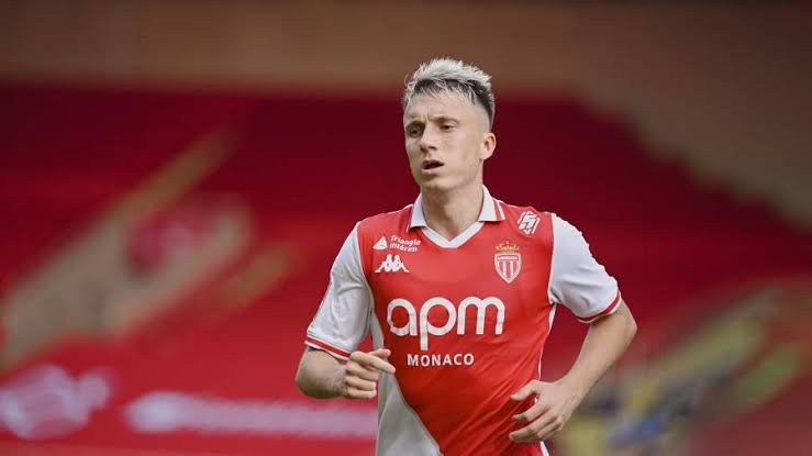 images - 2025-11-29T164229.021