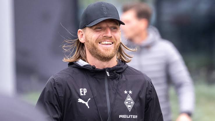 images - 2025-12-02T123734.834